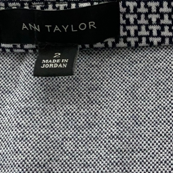 Ann Taylor black and white circle skirt - Picture 4 of 7